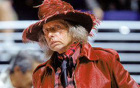 Illustration for article titled What You Need To Know About The NBA's Jaunty Superfan